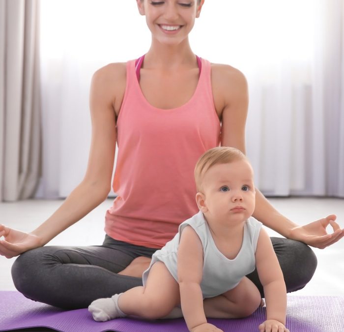 Yoga mit Baby – Inger von Aswege ( Online / vor Ort )