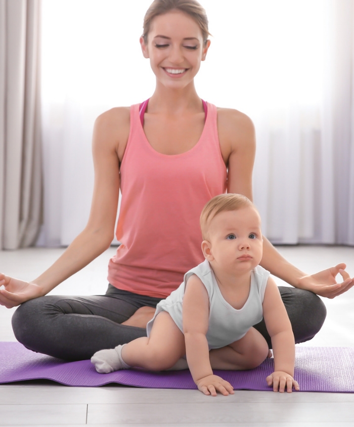Yoga mit Baby – Inger von Aswege ( Online / vor Ort )