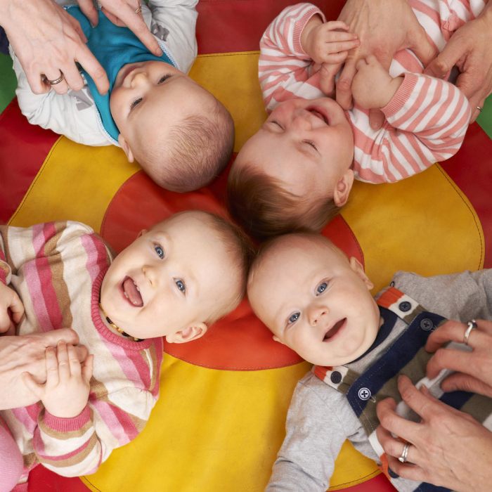 Babyzeitkurs für Babys ab 2 Monate – Inger von Aswege (Ergotherapeutin)